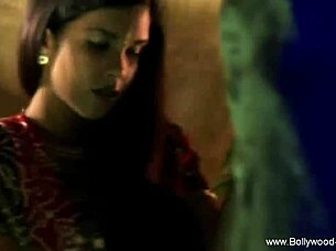 dig into this sensual oriental babe's erotic moves