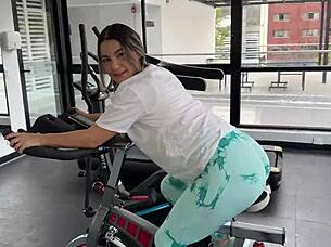 hey stranger at gym wanna come over and creampie my hairy pussy till i beg