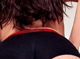 doña mary got horny and sent me her hot nudes