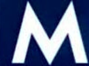 Latina goddess Mary Bambola's horny footjob buildup