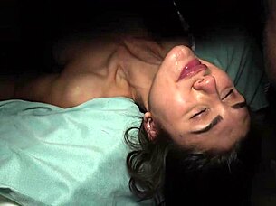 Massage turns irresistible as guy fucks pretty Jadilica