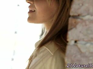 Glamorous Model's Pussy Jizzed After Passionate Cowgirl Ride