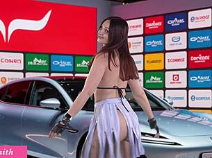 jeny smith teacher flashes pussy masturbates public upskirt