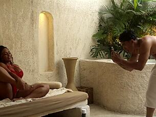 big ass milf sneaks public pool fuck and creampie 🍑💦