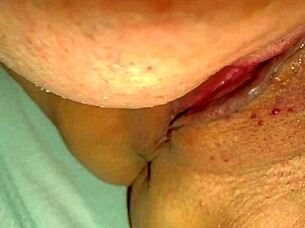 Amateur Shaved Milf Pussy Closeup 346 Days Post Virginity