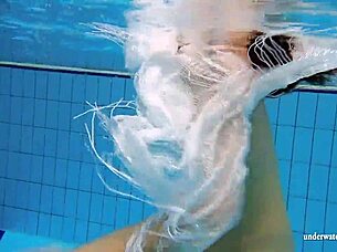 kristy hot babe with big boobs in pool 💦🏊‍♀️