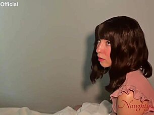 i share bed with sexy curvy babe every visit