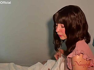 i share bed with sexy curvy babe every visit