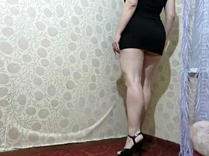 mature milf displays plump legs big booty heels skirt pedicure