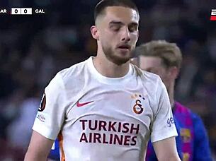 fc barcelona draws goalless with galatasaray on holiday