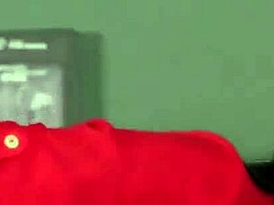 i'm classy cfnm teen tuggin' yur hard dick fer cumshot