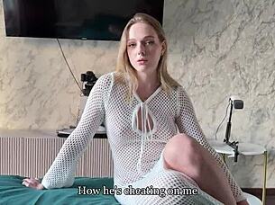 Blonde beauty cheats with homemade bedroom fuck.