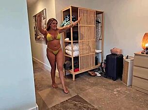 latina vivianne desilva dirty vacation sex with danny