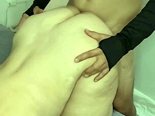 Best friend's chubby mom shakes big ass offering doggy homemade.