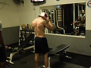 preparing fitness with athletic milf vibes 💪🔥