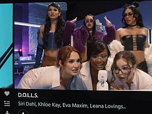 Lesbian roommates scissor and lick after moving day massage