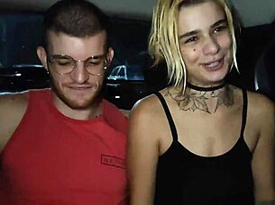 me n my bf fuckin wild in the uber ride