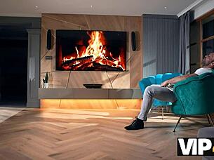 Olivia Zlota seductively shakes ass for horny guy