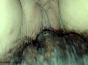 amateur babe enjoys oral fun