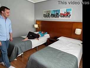 Valeria Fuentes Squirts Wildly in Multiple Orgasms!