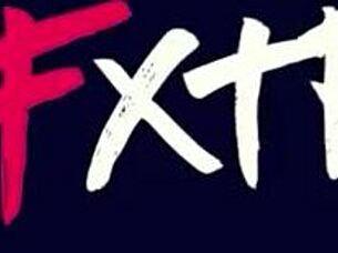 watch this blonde babe make her cuck bf watch pussy pounding!