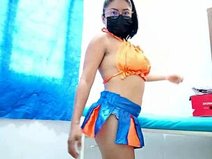 Curvy Latina Shakes Huge Ass With Plug Deep Inside