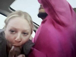 TikTok babe sucks cock entire car ride passionately