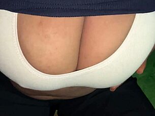Exotic Desi Indian Fingering Leads to Sexy New Year Sex