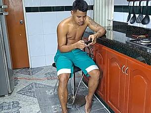 i can't stop watching this hot mature masturbate in the kitchen