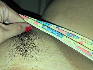 wanna see my giant clit rubbed in the dark? 😏