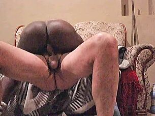 wanna feel louis ride daddy's huge cock to dripping orgasm shakes?