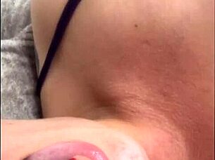 goddessx-twitter's mlfnxtdoor squirts wildly while fingering on the sofa