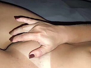 sexy madrastra moans as she gets deeply penetrated by eager stud