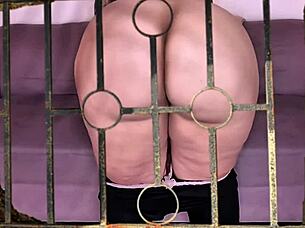 curvy neighbor knows i'm watching her provocative ass shake show