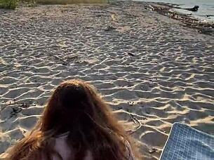 Imagine pounding that big wet ass on the beach, her tight pussy gripping every thrust close-up!