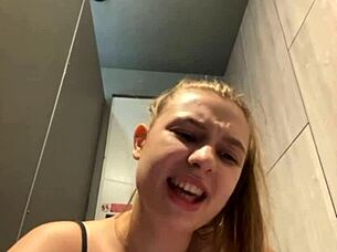Crazy BBW Teen Squirts Wildly During Outdoor Gym Fuck Fest
