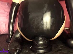 Blonde bombshell fists her huge ass with massive dildo toys relentlessly