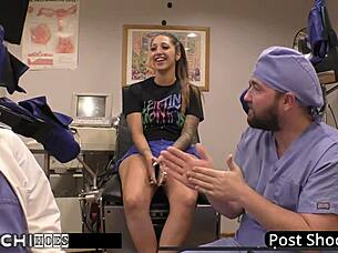 Lesbian patient stefania mafra hitachi orgasms from doctor