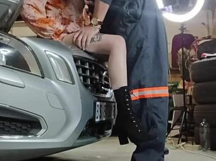 bellajames car breaks down pays mechanic with wet pussy ride