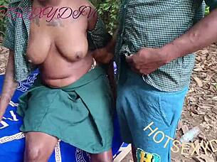 Sexy nasty bitch bangs classmate outdoors for cash full vid