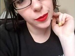 I'm your anal slut mistress in this teasing nonnude session