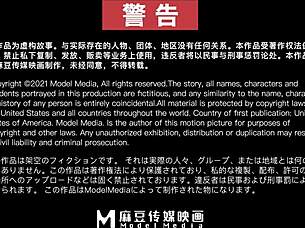 cheongsam beauty gives long-legged footjob in chinese massage parlor 😘👠