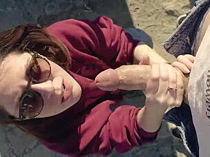 amateur babe craves outdoor stranger deepthroat