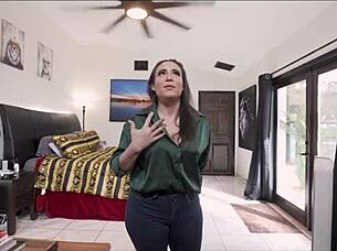 finally my latina milf gives creampie ride i crave 😍🍑🔥 carmela clutch