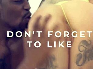 freeuse babe squirts hard on massive cock anal ride