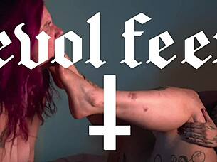 My Toes Make You Lose Control