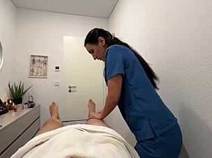 Cum-Drenched Masseuse Fucks Stranger After Teasing Rubdown