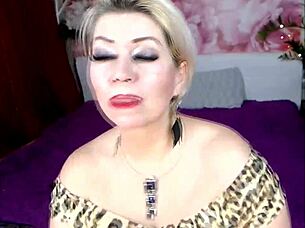 my wife cams as slut spreading ass tongue games dildo fucks shaved pussy 😘🔥