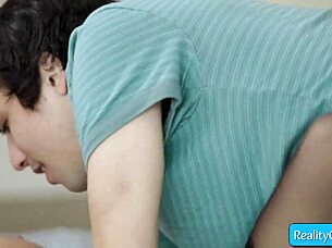 richelle ryan craves ricky spanish's tongue on her busty pussy