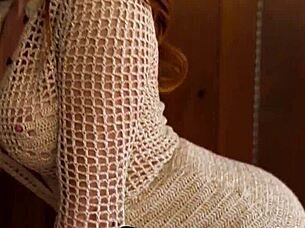 Renee Olstead's Passionate Big Tits Striptease Guitar Play